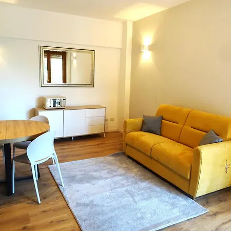 Apartment Nuovo, Silenzioso A 5 Minuti A Piedi Dalla Metro Rome
